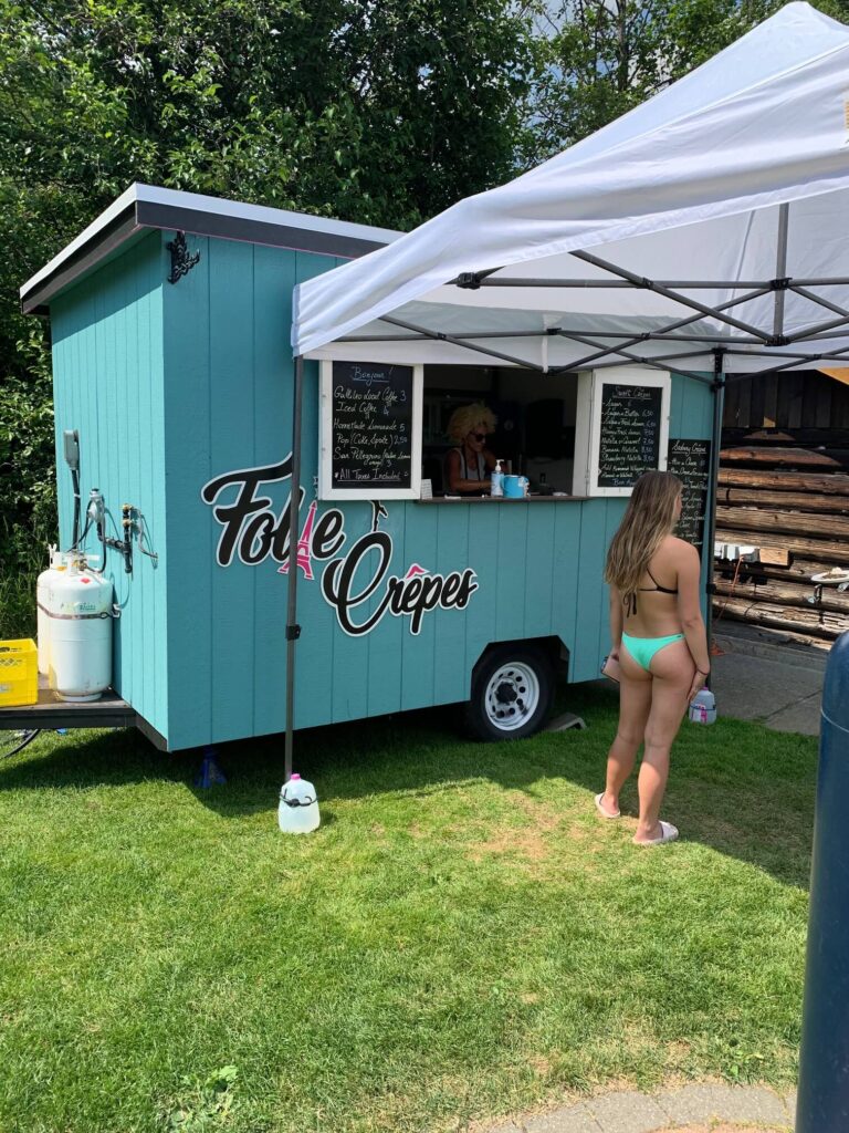 Folie Crepes French Food Truck Folie Crepe stand