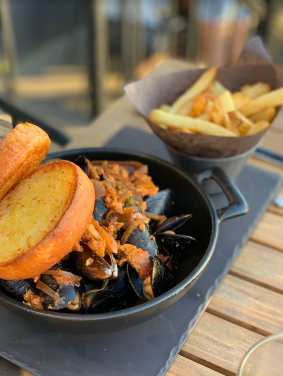  mussels and fries