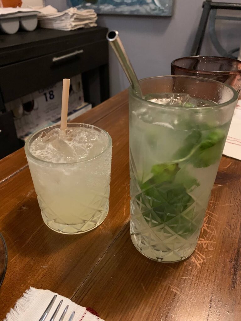 margarita and mojito at MMugazz Bucerias